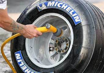  Michelin.    f1racing.net