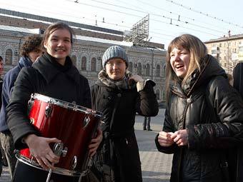      "" 10.03.2008.   , Lenta.ru