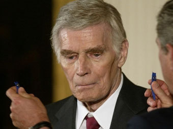        .   AFP, 2003 
