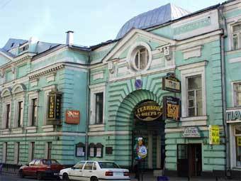 "-"   .    teatr.ru